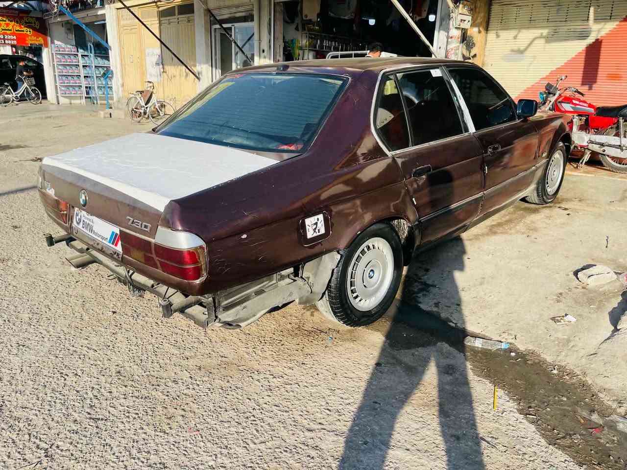 جۆری  سەیارە bmw     گێڕو مەکینەی  بەشەرت   دەعامیەکەی  بۆ جوانی  لێکراوەتەوە    ئاڕم  پلاستیک بەشەرت     بێتەوڕەقە   بێمەسرەف       سعری  18 گەلاو معامەلەی کەم     ***********     *********** ڤایبەرو وەتس ئەپ لەسەر کۆڕەکە السليمانية, العراق
