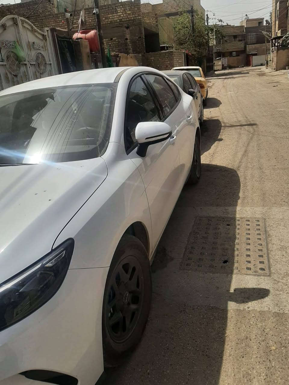 بي واي دي للبيع ٢٥ ماشيه ٩٠٠٠
سعره  ١٧ و ٢٥٠  رقم الهاتف***********
