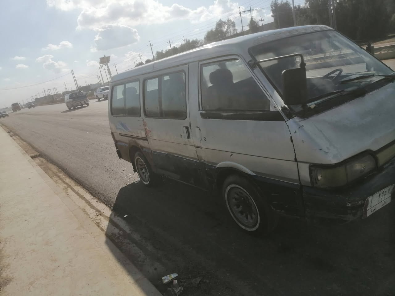 سلام عليكم
كيا بسته موديل 94 مكينه بيها خيط تبخير كير نمره 5 تفلت شواصي بس واحد بي باج تايرات 50٪ حدادي50٪ بور ومشط بحاله جيده سنويه نافذه وصاحبها  يريد تحويل ميسوي وكاله ترايك وين متريد مكينه نشطه اكسل مكفول سعرها 28و بي مجال مكان بعقوبه ***********
