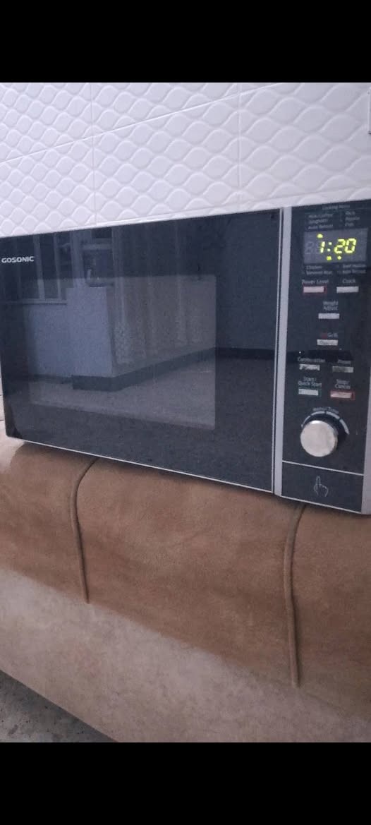 طباخ السعر ٢٠٠ 
مايكرويف السعر ٨٠
وبيهم مجال 
 المكان البلديات


**إذا كنت صاحب هذا الإعلان وتريد حذفه لأي سبب، رجاءا أرسل رسالة إلى الدعم الفني**