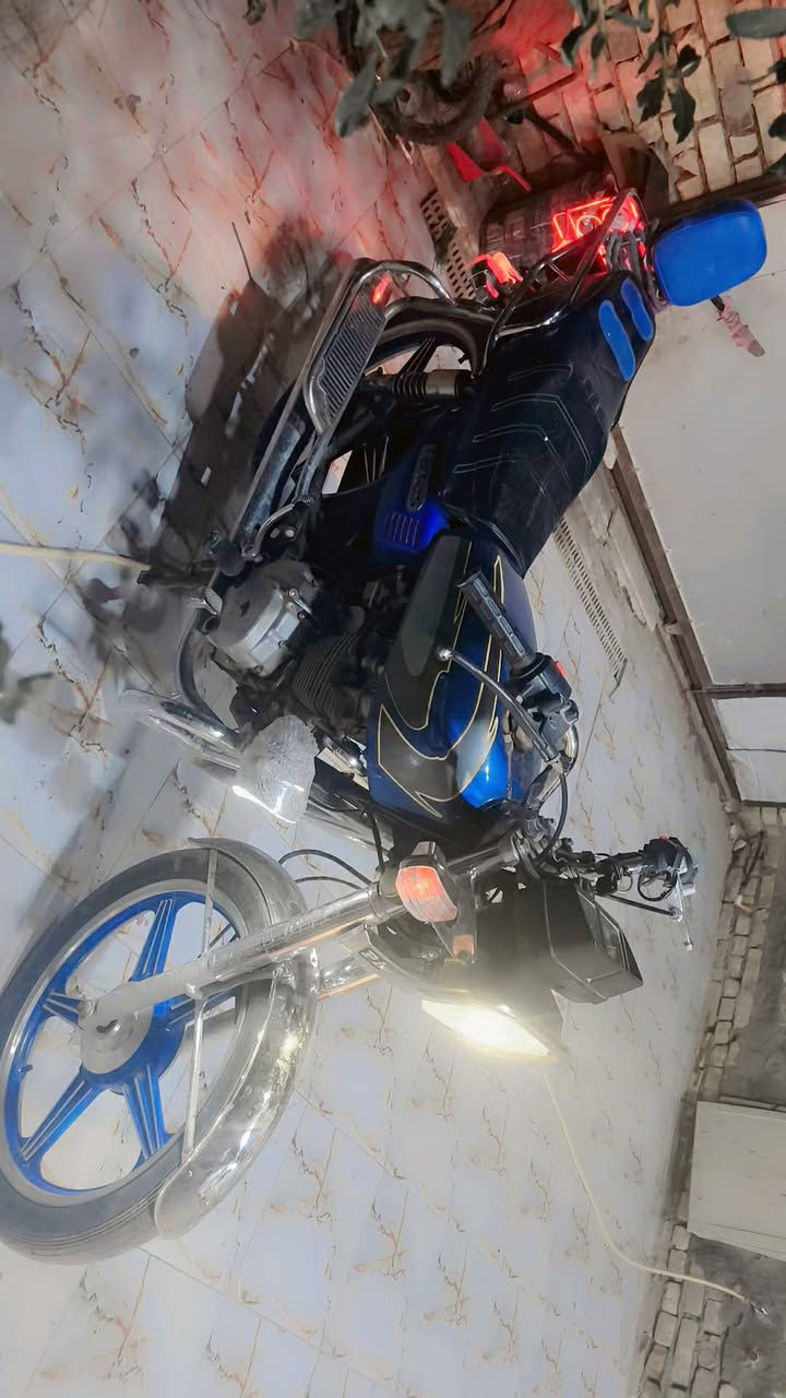 سلام عليكم بارت البيع شغابه ما ناقصهه شي سعر 700 وبيهه مجال ***********
