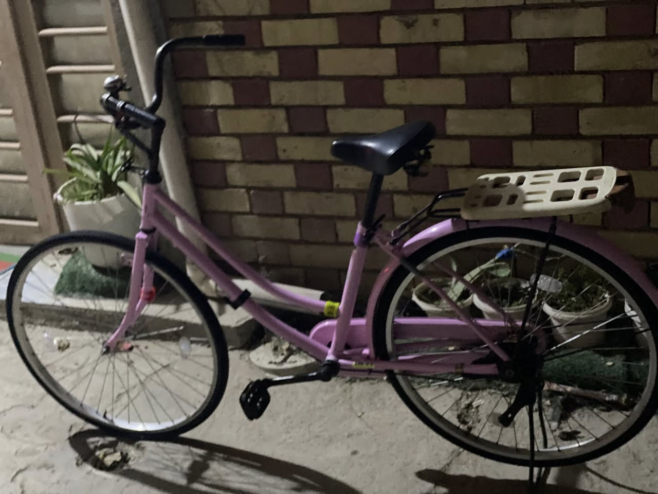 سلام عليكم
الباسكل للبيع لون وردي حلو نضيف مديل 2019كدام عينك نضيف الباسكل هوه جملغاته لشراي خاص 🩵


**إذا كنت صاحب هذا الإعلان وتريد حذفه لأي سبب، رجاءا أرسل رسالة إلى الدعم الفني**