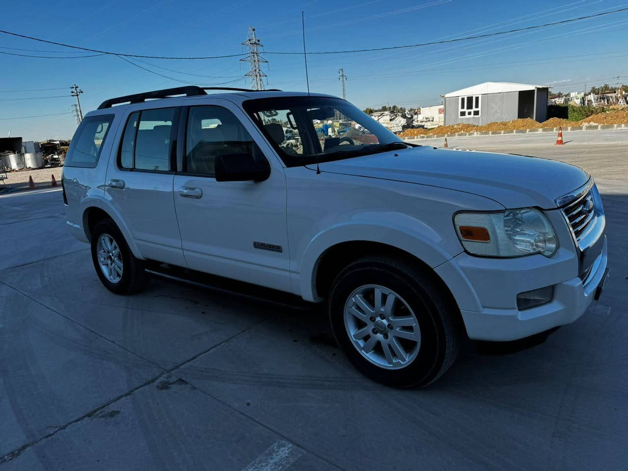 2008 خلیجی   مکفول  کفالە عامە   بدون صبغ   لیمتید  فول  مواصفات  رقم و سنویە هزە جدیدەبسمی   گیر و محرک مامفتوح مکانی  کلار     ***********
