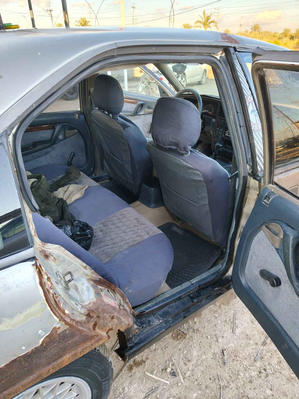 سلام عليكم. ))اوميكا مديل 89 كير ومحرك بطه المحرك بي بكن بس م̷ـــِْن شغل يطلع صوت شويه ويروح) )كير شرط) )تخم تاير وتخم ويل جدد) صدر امامي خلفي جديد) الكاعيه جلد جديد مسوي ) تخم بطاين وتخم كشنات كهربائيات شغاله هورن بوش السياره عايزه صبغ) )) رقم صلاح الدين الماني البسمه السنويه  يحول م̷ـــِْن الصبح مايطلب عليه الف يريد يحول مايسوي وكاله سنويه بعد 4 اشهر يله تنتهي.  )))) مكاني سامره) سعره 18 بيه مجال  ) رقم ***********
