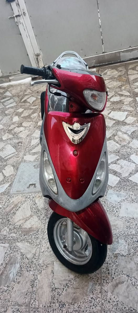 يالله شباب ماكس منغولي مفتوح بيهي فقط الكور  البلك مالتهي نشد مو صحيح وفتحته وسويته عند ابو تورنه رجعه بلادي فقط هاذي دراجه سلف هندر كرهبايات فول كفرات ذني مختمات كلهن وياهي كفرهي البلادي هم كله ختم واحد دراجه 49بلاديه سعر خاص مستعجل عليهي  نجف حي نداء رقم الهاتف ***********
