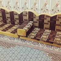 ناصرية مركز • ديوان • ٨ قطع