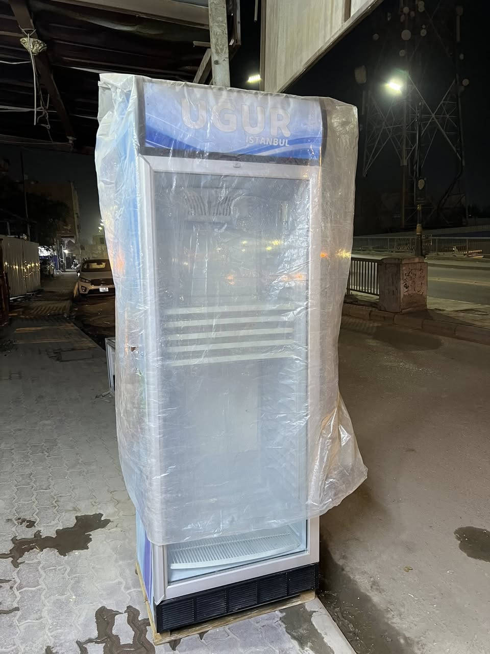 عارضات للبيع ***********
