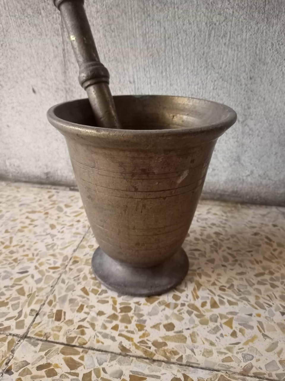 هاون للبيع سعر 120 وبي مجال 
واتساب ***********
