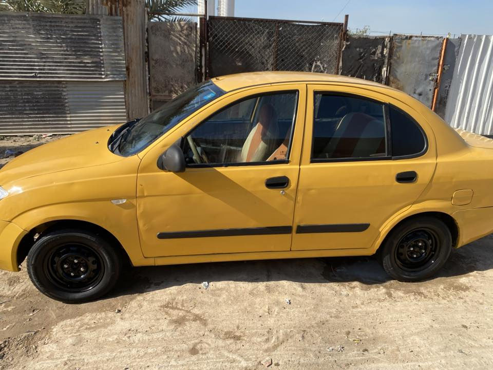 طيبه موديل 2015 مكينه كير  زينات  رقم بغدد  تحويل  ثاني يوم  رقم نكليزي   تبريد شغال سياره جديده بس بيها مكانات صبغ قليله  كهربايات  جدد داخلها  نضيف    سعر 38بي مجال مكان الارفلي خلف محطه الابتسام رقم ***********
