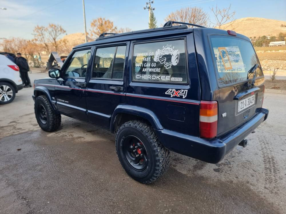 جیب مۆدیل 2001  سعر60
گێڕومکینەو اکسل دەبل اکسل کارەبای هەمویبەسەرت مەکینەی اوروپی تازە بەستومە 
کاملبۆیاخە سەقفی اوەی دیریم
 کردووە مەعجونە 
تەبرید ساردو گەرم بەشەرت سەنەویتازەیە وەکالەت بەناوی خۆمەوەیە تایەی تازەیەی 
سعری 60$ناونیشان بازیان
***********
*********** السليمانية, العراق
