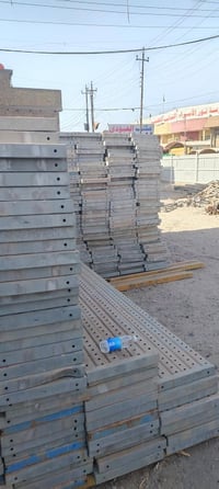 دراب للبيع طوله 3متار العرض 40 سنتيم  رقم هاتف/‏‪07821386323‬‏//‏‪0771...