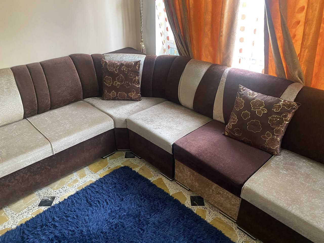 ديوان للبيع السعر 150وبي مجال
للاستفسار ***********
