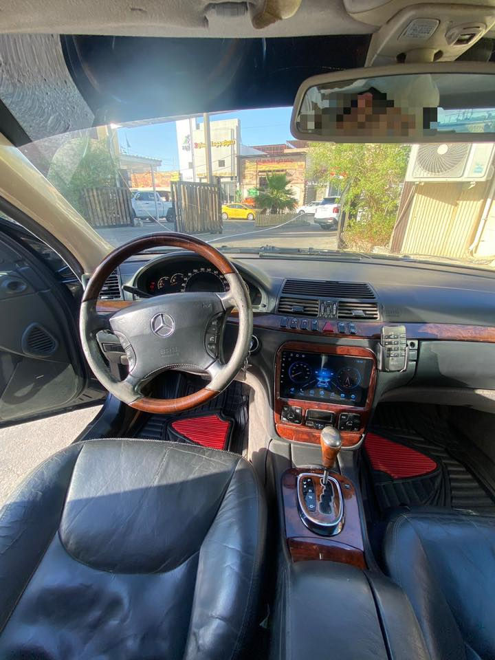 مرسيدس غواصه ( ادوات )
S 500  .. 2001 
لون مميز نيلي متغير 
مكينة ٨ سلندر كفاله 
كير كفاله كهرباء كلشي بشرط 
جوبلسات تصعد وتنزل 
السياره حلوه وبلادية وخير من الله 
بيها جاملغ امامي صبغ
مكانها البصرة 
السعر ٤٥ ورقة والشراي يدلل 
رقم الهاتف 
***********
