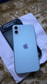 ايفون 11 عادي شرط ابلادي مامفتوح بطارية 85 بل حاسبه 87 ذاكر 128 دبل سي...