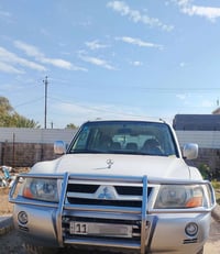 باجيرو ٢٠٠٧ مكفوله  ماشيه ١٨٧ حقيقي السيارة جديده  رقم بغداد السعر 100...