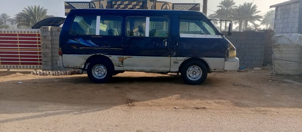 السلام عليكم كيه بسته للبيع مكينه بيهه خيط تبخير قليل كير وكسل وصدر السياره جاهزه خير من الله مكان طوريج قرب مرقد بنات الحسن السعر 17  رقم ***********
