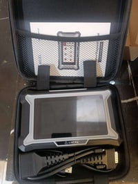 جهاز فحص سيارات.  جديد كارتونه السعر ١٨٠ . للتواصل واتساب 07780300686 ...