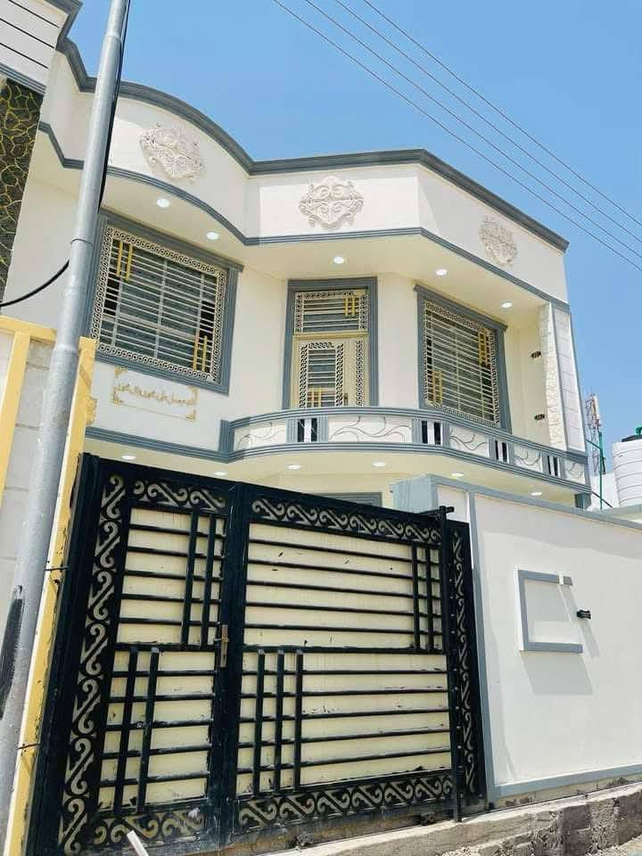 السلام عليكم اني صباغ وجهيات داخل وخارج وشبابيك سحبات فوم نواع صبغ نشتغل سعار مناسبه  ***********
