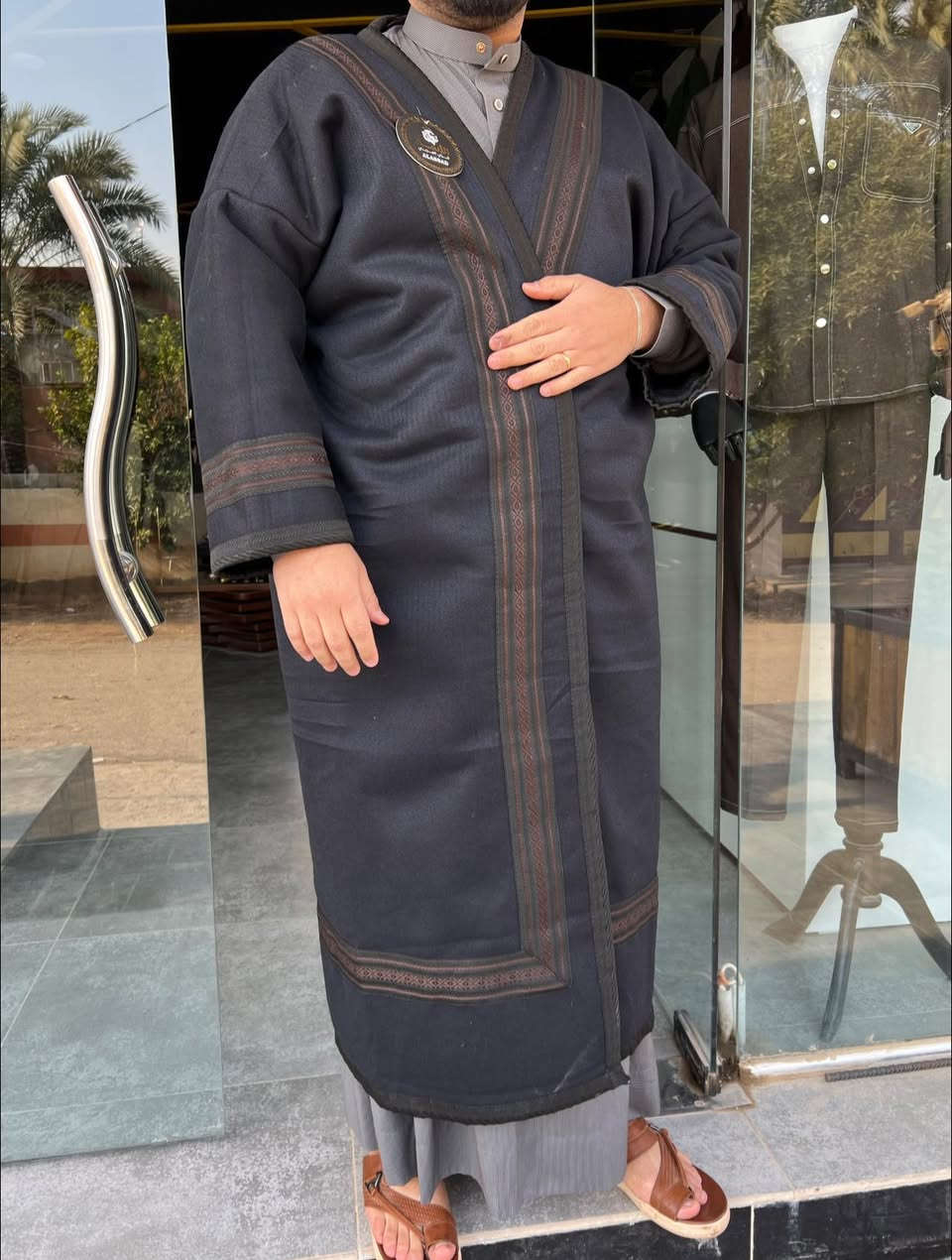 الدفء والأناقة في آن واحد 🔥
فروة رجالي خامه چوخ  مطرز ✅ ثگيله 
المقاسات 1-2-3-4
تلبس من وزن ( 75 إلى 135 )

العنوان ديالى بعقوبه رگة حجي سهيل

🚁 التوصيل متاح لجميع المحافظات 🚀

 #فروه #فروة #فروة_رجالية #فروات #فروه #رجالي #احله #فروه #العراق #اكسبلور #رجالي #تراكسود
,للتواصل واتس 
***********
