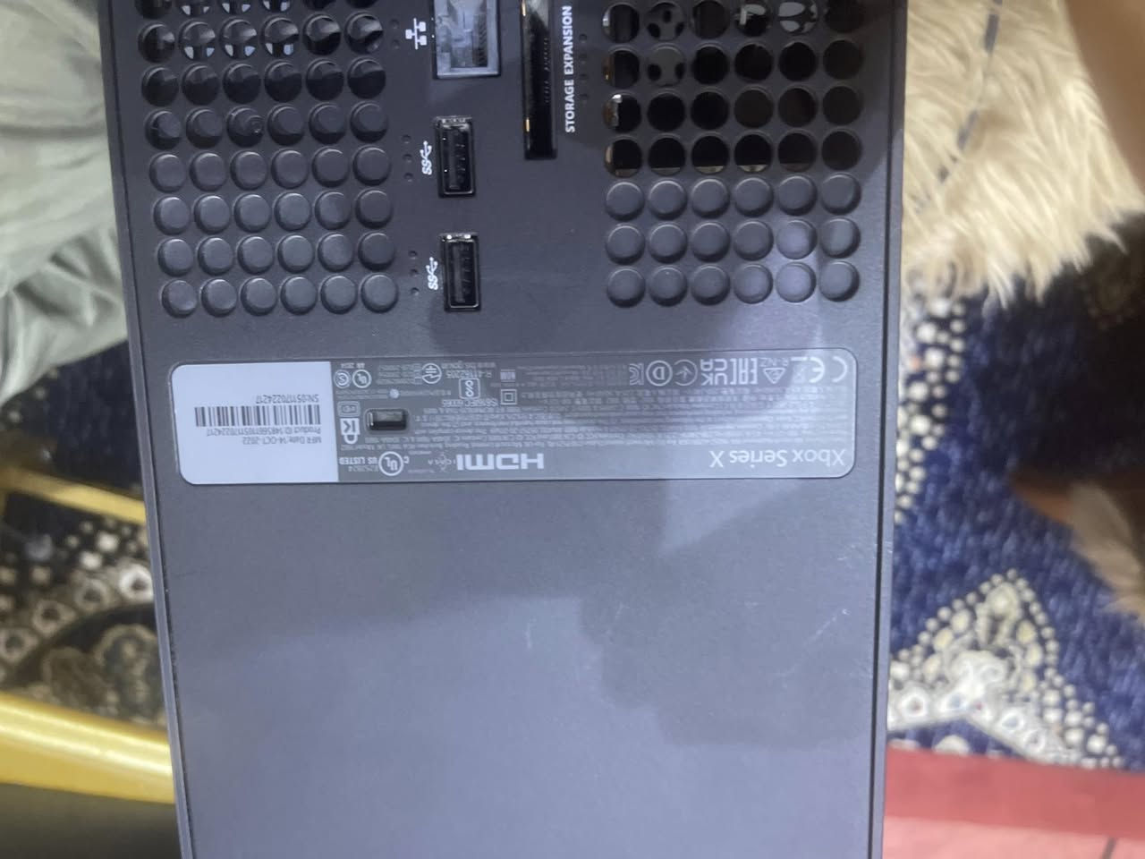 ⸻

🚨 فرصة ذهبية لعشاق الجيمينغ 🚨

للبيع Xbox Series X الأصلي – أقوى جهاز من مايكروسوفت 💚
حالة ممتازة جداً واستعمال شخصي نظيف

🔥 المواصفات الكاملة:
✔️ معالج AMD Zen 2 – 8 أنوية بسرعة 3.8GHz
✔️ كرت شاشة RDNA 2 بقوة 12 تيرافلوب 🔥
✔️ دقة 4K حقيقية
✔️ يدعم 120FPS للألعاب السلسة
✔️ تخزين SSD سريع جداً 1TB (تحميل شبه فوري)
✔️ يدعم Ray Tracing
✔️ يدعم HDR
✔️ مشغل أقراص 4K Ultra HD Blu-ray

✨ المميزات:
✔️ تشغيل ألعاب الجيل الجديد بأعلى أداء
✔️ سرعة تحميل خرافية
✔️ ما مفتوح ولا بيه تصليح
✔️ جاهز للتجربة قبل الشراء
✔️ وياه كل الملحقات الأصلية

اذا تريد تلعب بدون تقطيع وبدون دروب فريمات وتعيش تجربة 4K حقيقية… هذا هو الجهاز الصح 🔥

السعر: 775 
للجادين فقط

📩 راسلني خاص قبل لا يخلص


**إذا كنت صاحب هذا الإعلان وتريد حذفه لأي سبب، رجاءا أرسل رسالة إلى الدعم الفني**