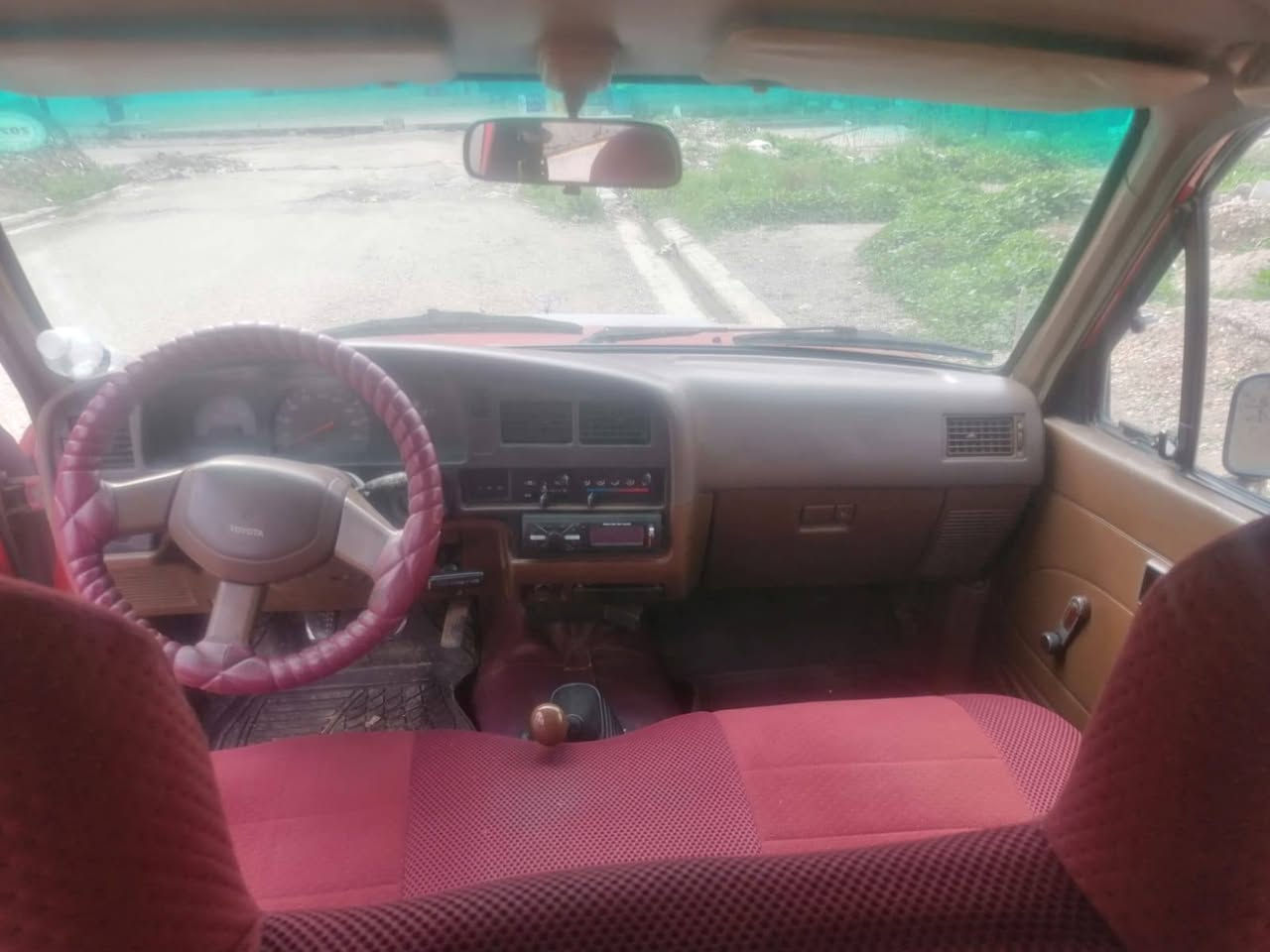 السلام عليكم بيكم  تيوتا ١٩٩٠
رقم اربيل 
هزه تنتهي شهر ٣ 
تبريد 
كوبون بانزين 
جاملغ يسار خلفي مصبوغ مكينه كير بشرط صدر امامي خلفي نضيف مكلف بل نشر 
رقم صاحب السياره *********** السعر 79 وبيها مجال
