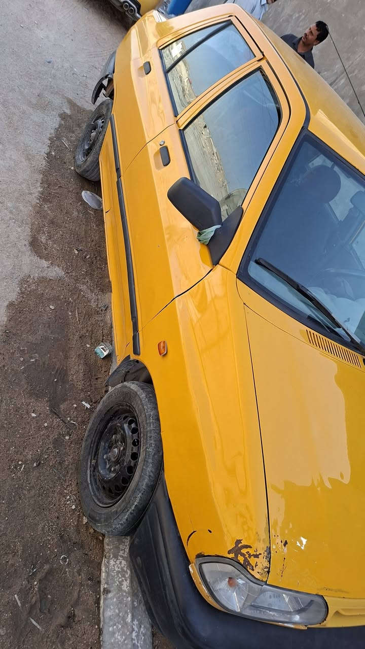 سايبه البيع السياره جديده مديل 2018 بيه طخه بلجاملغ اليمن المحرك بي خيط بخار ملكه موجود مدور ثاني يوم السعر 40 وبيه مجال الشراي رقم الهاتف ***********
