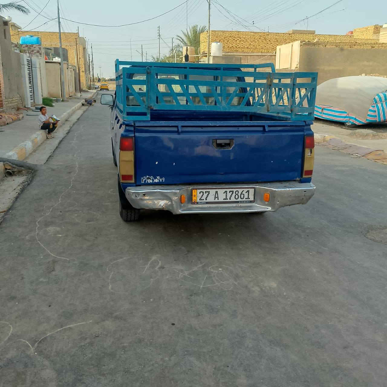 السلام عليكم سياره بيكم نيسان موديل 93  سيارته تخم تايرات حداديه مكينه وكير   كفاله عامه الشرط الفحص سياره مصبوغة عامه السياره بسمي تحويل ثاني يوم رقم انكليزي الاستفسار على الرقم ***********
