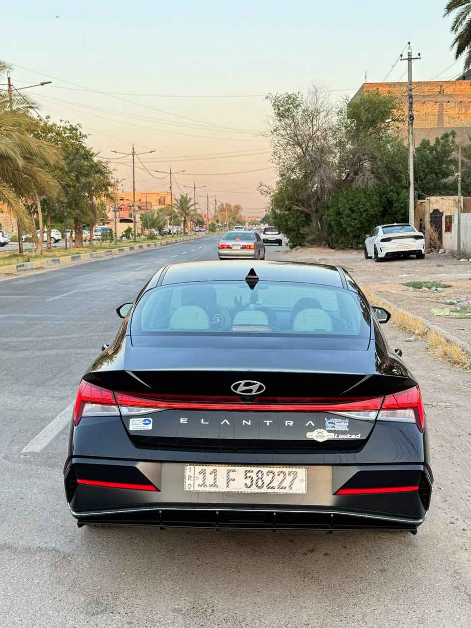 #النترا

السلام عليكم هونداي النترا 2025 وارد امريكي لون مميز

اسود

خلفي فقط

ضرر واضح بل منشور جانبي ( جاملغ + باب )

- بجم كبس بلادي شرط برغي ممفتوح بي الغد شاصي بدنه براکیت رادیترات تبريد كله بلادي لايتات دعاميه كله بلادي البجم بوضع الشركه

محرك كير تبريد كله بلادي

بدوون

ايرباك جميع الايرباكات سليمه

فقط هذا الحادث باقي السياره مكفوله

البيع على الفحص بأي مكان يعجبك

رقم بغداد رقم جديد هذه جديده سنوية لحد 2031 تريد وكالة او تحويل موجود

محرك 2000 Doch دوش

بصمه تشغيل وابواب وجنطه

تشغيل عن بعد

صندوق ذكي يفتح عند الاقتراب

لايت زينون عدسات بلادي + Led

کامره دوراه

شاشة لمس مع عداد دجتال

تدعم نظام Android Auto +Car play

9+

شحن تلفون

رادارات 360 درجه
سياره المتد
*********** رقم الهاتف
السعر ١٥٧ وبي مجال ماشيه ٣٠ الف كيلو مو ميل

