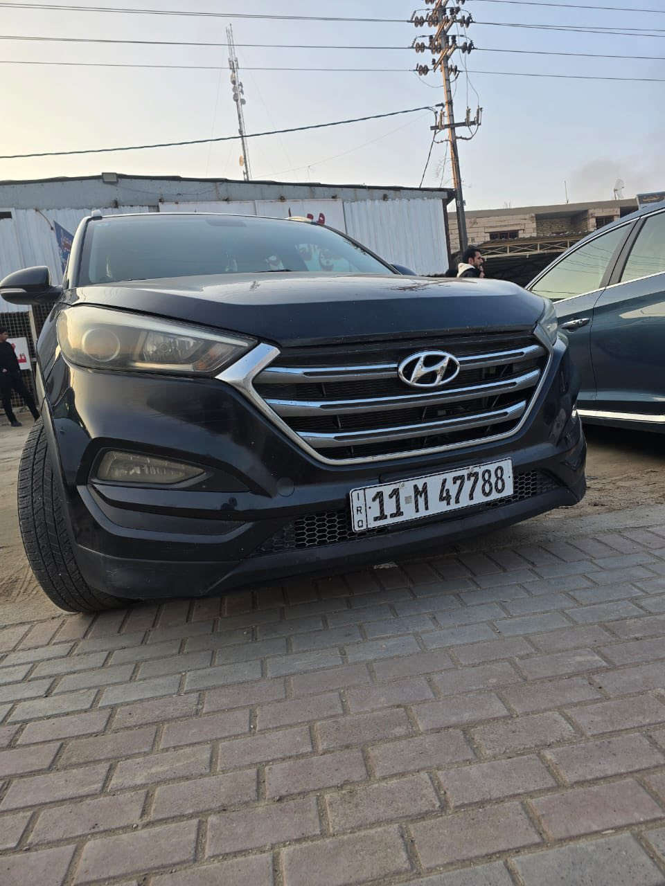 توسان ٢٠١٨ وارد امريكي ضرر جاملع +بنيد 
رقم بغداد سنوية وهزة جديدة بسمي شخصيا تحويل ثاني 
السيارة جاهزة كل نقص مابيهة 
حدادية تخم تاير محرك كير كفالة 
مواصفات السيارة 

بصمة 
تحكم 
شاشة كامرة 
كشنات كهربائية +تدفائة 
ماشية ٨١ ميل 
وبعد مواصفات التوسان المعروفة 
مكاني بغداد قريبب ع مجمع بسماية 
   ***********. 
السعر ١٤٠
