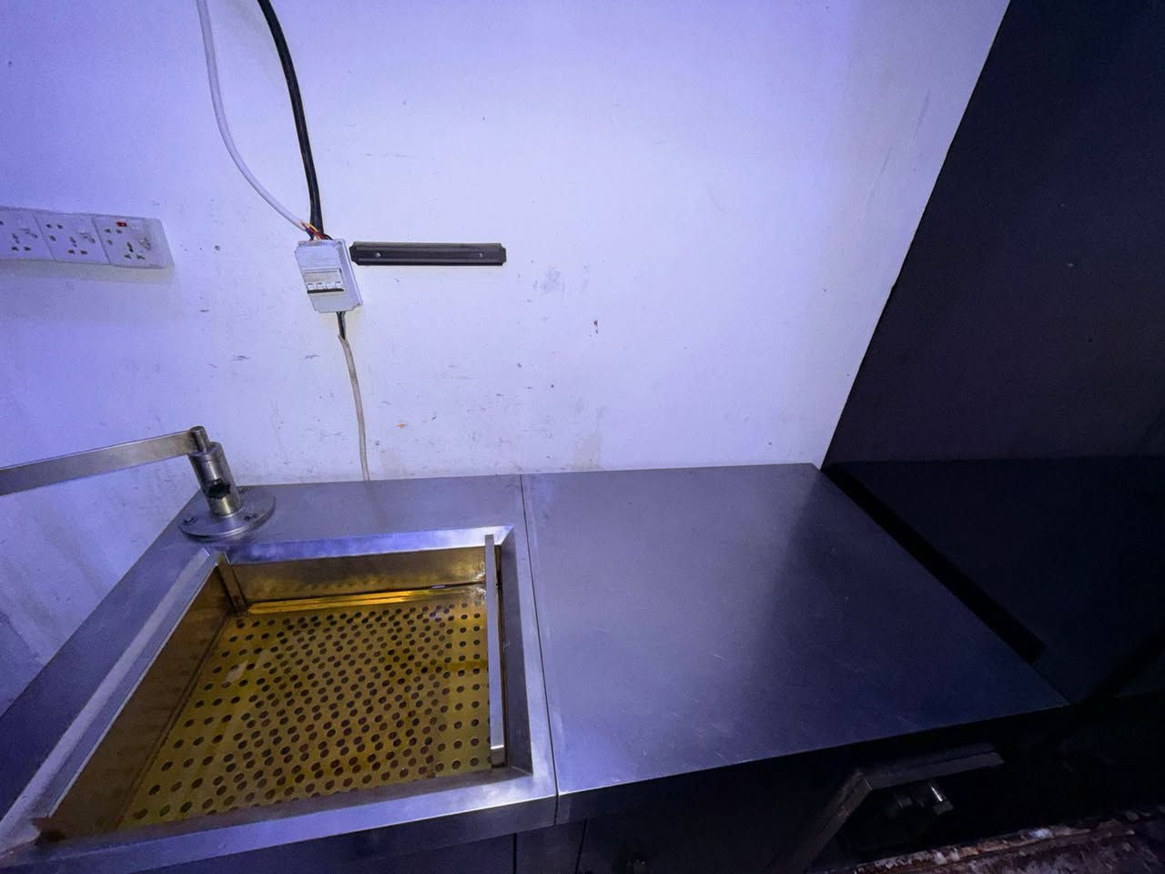 مكينه القيمات مكينه كنافه جهزه اللبيع نظيفات شغالات السعر عل خاص عمارة, ميسان


**إذا كنت صاحب هذا الإعلان وتريد حذفه لأي سبب، رجاءا أرسل رسالة إلى الدعم الفني**