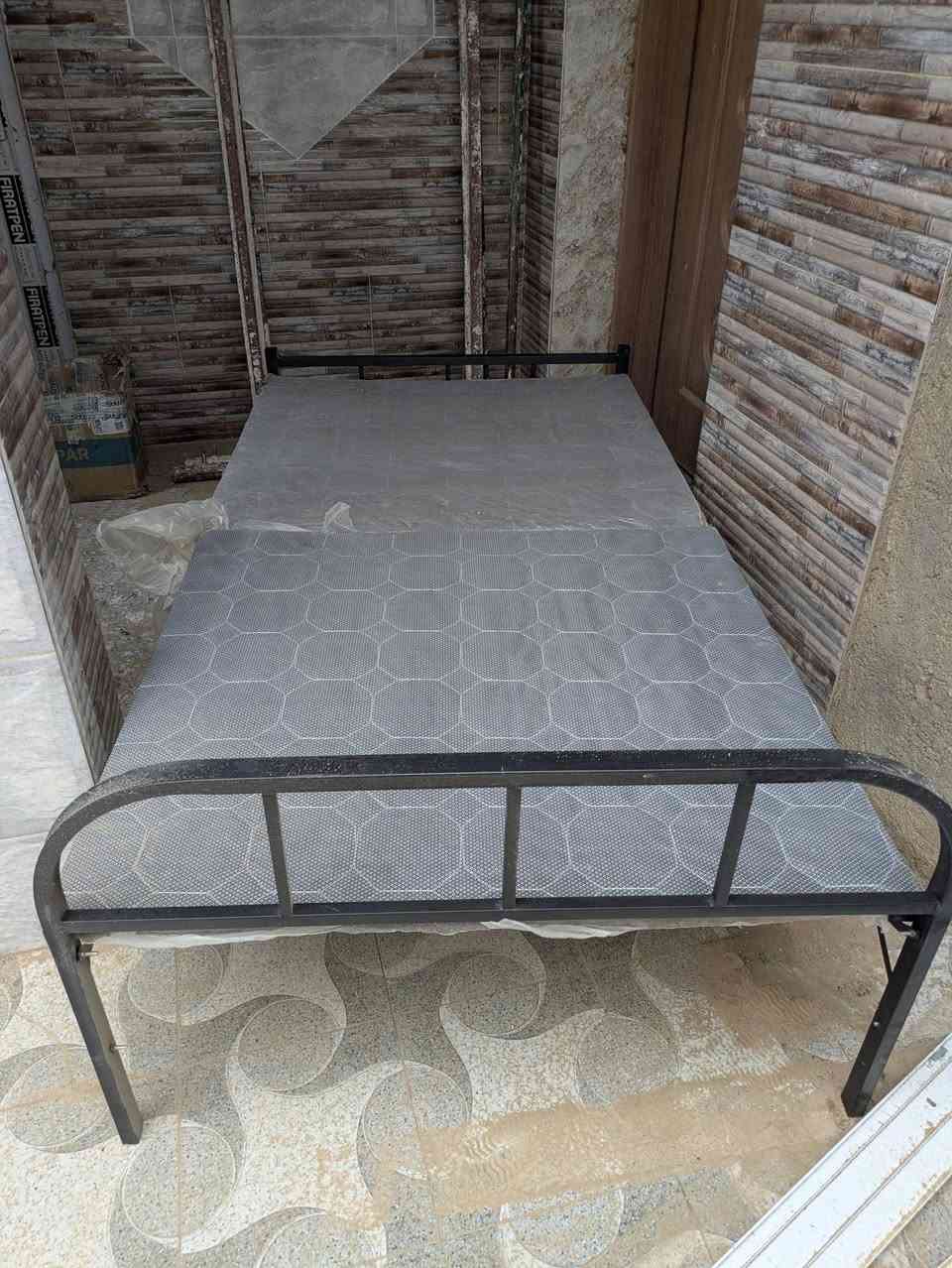 جرباية حديد تتحمل وزن 150 قياس 100*180
اعلى سعر وبالعافية


**إذا كنت صاحب هذا الإعلان وتريد حذفه لأي سبب، رجاءا أرسل رسالة إلى الدعم الفني**