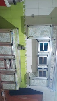 كاونتر مستعمل • نظيف • جرارات تعبانه