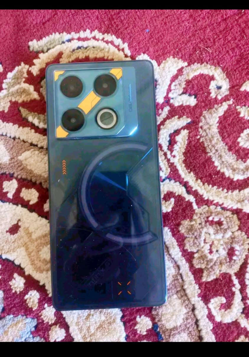سلام GT20Pro 
جهاز فول موصفات 
ذاكره 256 
رام 12+12 يعني 24 
كامره 108MP
جهاز بل شرط فقط هاي الشخطه بل قاعده مال سيم كارت و شغال طبيعي جهاز شرط وياه ملحقاته كارتونه و شاحنه و سماعه فقط سعره 350


**إذا كنت صاحب هذا الإعلان وتريد حذفه لأي سبب، رجاءا أرسل رسالة إلى الدعم الفني**