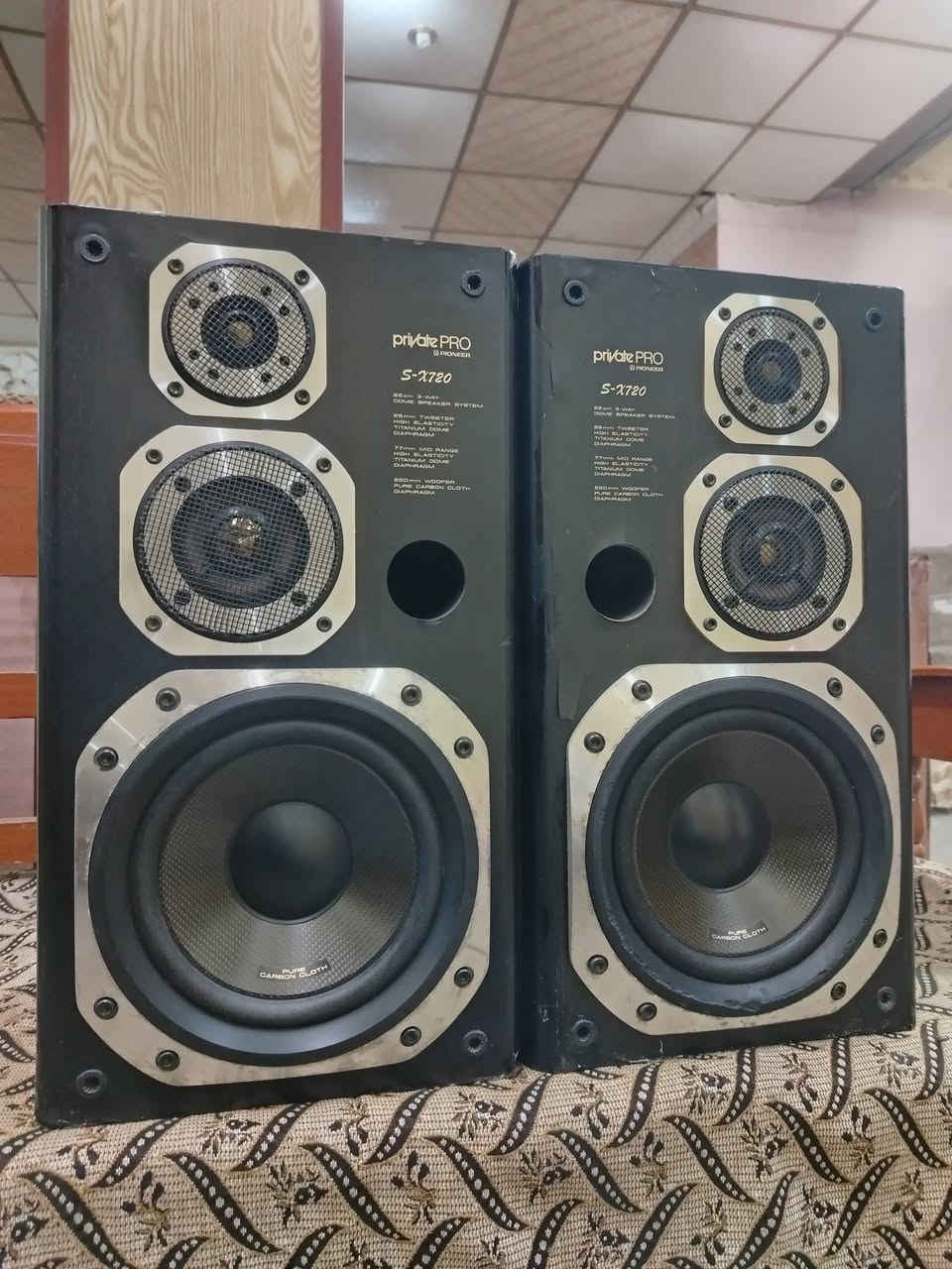 سلام عليكم مكلف بالنشر 👉
سماعات بيونير برايفت پرو.موديل ٧٢٠ الغنية عن التعريف👑.من ارقى ماصنعت شركة بيونير العالمية ١٦٠ واط حقيقي لكل تك.كاربون فايبر موبلاستك عادي نقاوة وضخامة صوت لاتضاهيها اي سماعة. بلاديات على وضع الشركة.السعر ٢٠٠ الف. يوجد توصيل. للتواصل *********** اتصال او واتساب أو ماسنجر
