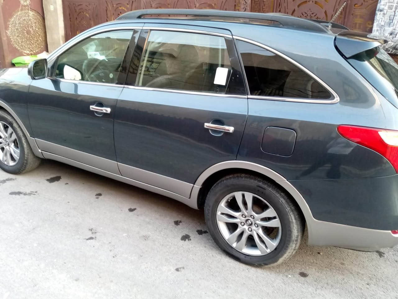 السلام عليكم من رخصة الادمن

فيرا كروز 2012 فول مواصفات 1/1 
كير ومحرك مكفولات وجدد
صندوك كهرباء 
كشنات كهرباء 
تدفئة وتبريد بالكشنات 
شاشة راديو لمس بالكامل
تحكمات ستيرن
رقم بغداد
السيارة جديدة من كلشي وع اخر حباية

ملاحظة: السيارة مصبوغة حزام للجمالية فقط.
السعر: 145 وبيها مجال بسيط للشراي 
للاستفسار اكثر : *********** بغداد, العراق
