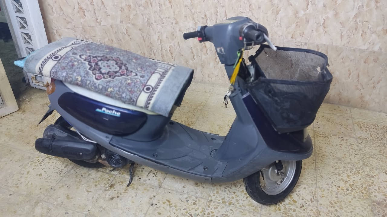 دراجه منغولي موديل٢٠٠٧ 
لا مجفته مكينه نضيفه سلف 
هندر شغال نقص دوشمه وسله
كهربايات كامله سعر ٧٠٠ وبيه مجال(***********) 🛵
