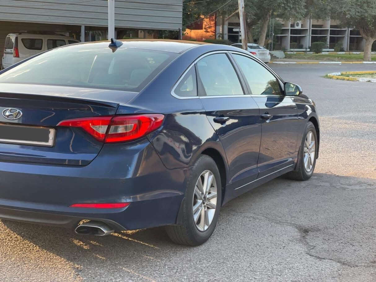 السلام عليكم
سوناتا 2017  وارد امريكي

حادثها جاملغ الخلفي لايمن 

محرك 2400 GDI

رقم اربيل باسمي

مواصفات عاديه 

شاشه كبيره 

كشن مخمل 

مانع انزلاق 

مثبت سرعه 

كامره دوراه

وباقي المواصفات المعروفه

ماشيه 76

ما ناقصها يي شي من صدر وتايرات

نوزلات _بلكات _ جويتر عليها ادامه كامله بدون يي نقص تشغل وتطلع والسياره احله من الصور

بغداد الغزاليه

للاستفسار 

***********
