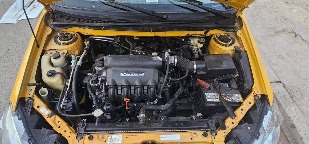 للبيع بيوايدي 2013 مكفوله كفاله عامه بسمي من الشركه *********** بغداد الشعب
