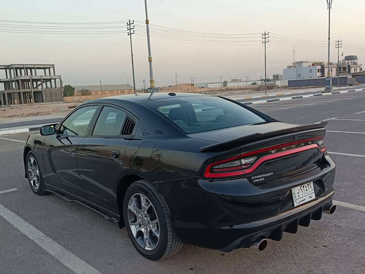 سلام عليكم سياره نوع ٠جارجر اس اكستين موديل 2015وارد امريكي حادثه بابين شخط فقط نص فول مواصفات شاشه كامره حساسات تحكم ستيرن جهتين خمسه ويل كب نص فول كفاله كير مكينه حداديه تخم تاير تبريد مكفوله من ضربه او تبدي عده الحادث العنوان كربلاء السعر158بيه مجال رقم الهاتف*********** تصال تحويل مباشر بسمي
