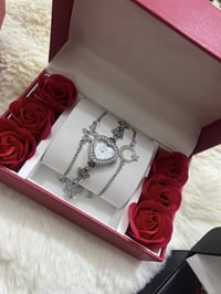 ساعة نسائية • بكجين نسائي