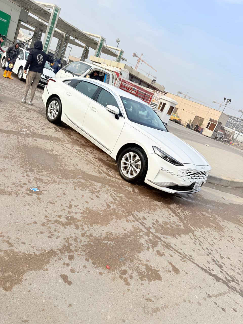 السلام عليكم البيع مستحجل كي8موديل24كفاله عامه من كلشي مكينه 6سلندر غاز بلادي خط واحد رقم بغداد نكليزي تحويل. ثاني يوم كشنات سود سياره سويج ماشي10الف فقط.  مكاني ناصريه.  الشراي ينتصل بيه خير. وتلل. سياره احله من الصوره رقم الهاتف ***********
