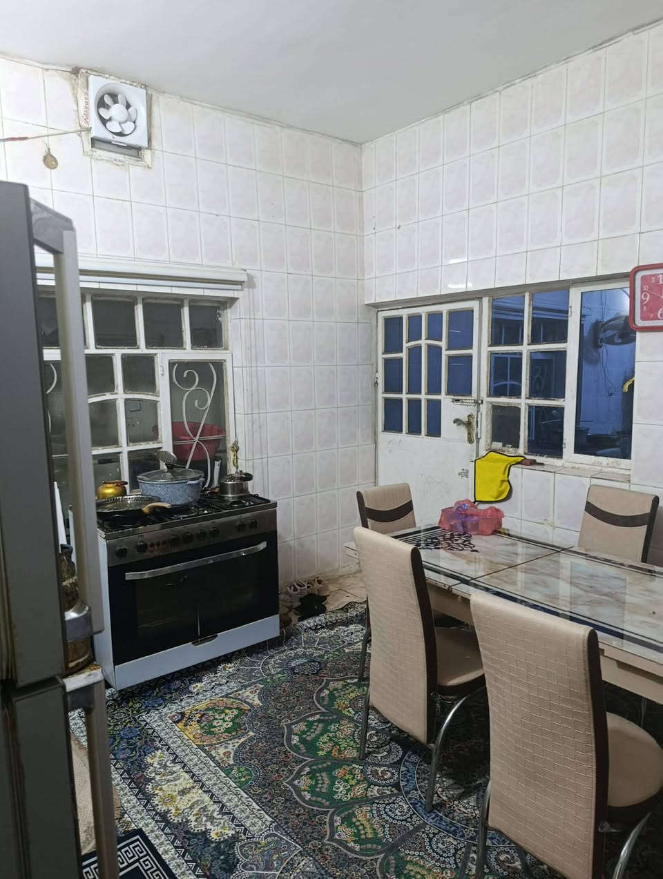 🏡 دار للبيع – طابو صرف

📍 الموقع: أم الخيل الثالثة – خلف مستوصف الحكيم

✨ يقع الدار مقابل ساحة (موقع مميز وهادئ)

📐 المساحة: ٢٠٠ متر

🔹 تفاصيل الدار:
✅غرف عدد ٢
✅صالة
✅استقبال
✅مطبخ
✅صحيات داخلية وخارجية
✅مناور
✅كراج سيارة

☎️ للاستفسار: ***********

🏢 مكتب أبو عبد الله الشمخاني للعقار
