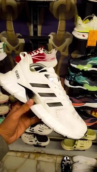 ادداس • أصلي • قياس٤٢