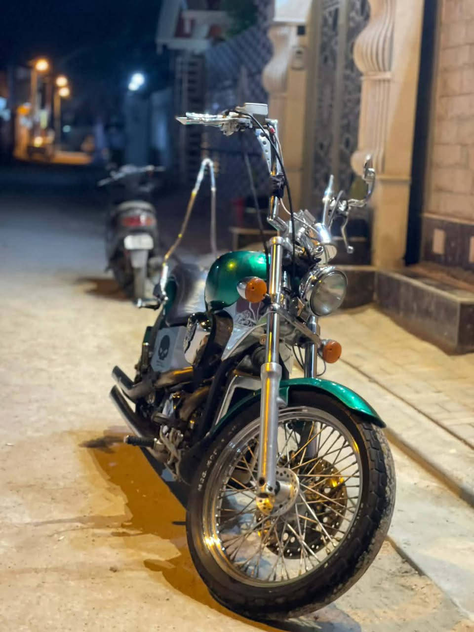 سلام عليكم للبيع ستد 400 الترتيب كدامكم ماكو داعي احجي اوراق مكينه كير خير من الله بيها نواقص بسيطة كلش متكلف  ترايك وين مايعجبك مكينه نشطه تشك الكاع السعر مليون و500  وبيها مجال مكاني كربلاء حي العامل ***********
