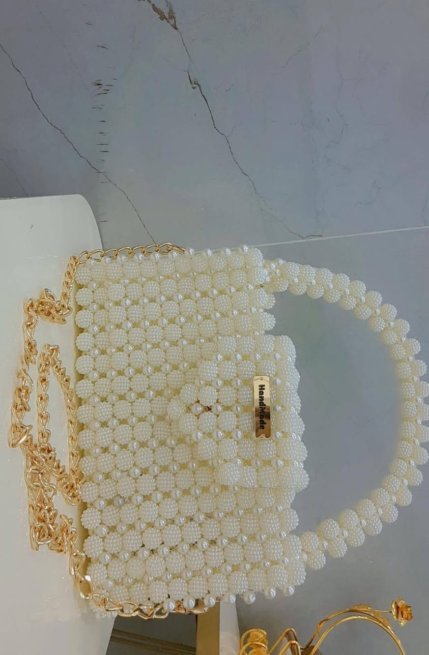 عالم الأناقة
للاناقة عنوان.. تميزي مع الجنطة .. المتميزه خلابة الألوان والتصميم.. فخامة. وجودة..
العرض 22سم
الارتفاع 14سم
السعر بلاش فقط ٢٥ الف توصيل ٢٠٠٠ توصل للباب اكملي اناقتج مع عالم الأناقة للجنط.. داخل ميسان فقط
الاتصال ***********
