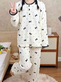 ملابس • طارميه شارع الفاروق • مقابل القائم مقام