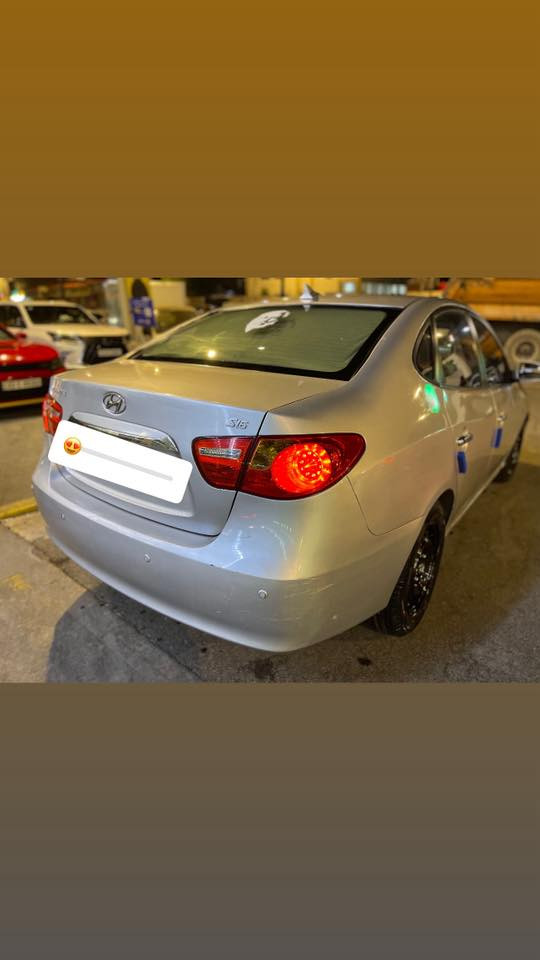 السلام عليكم أفانتي مديل 2010 دخول جديد سيارة جاهزة من كلشي تبريد تخم تاير كصه جنطه شغل باجات تبريد تدفئة بالكشنات كهربائيات كله شغاله السعر 43 رقم الهاتف.  
***********
