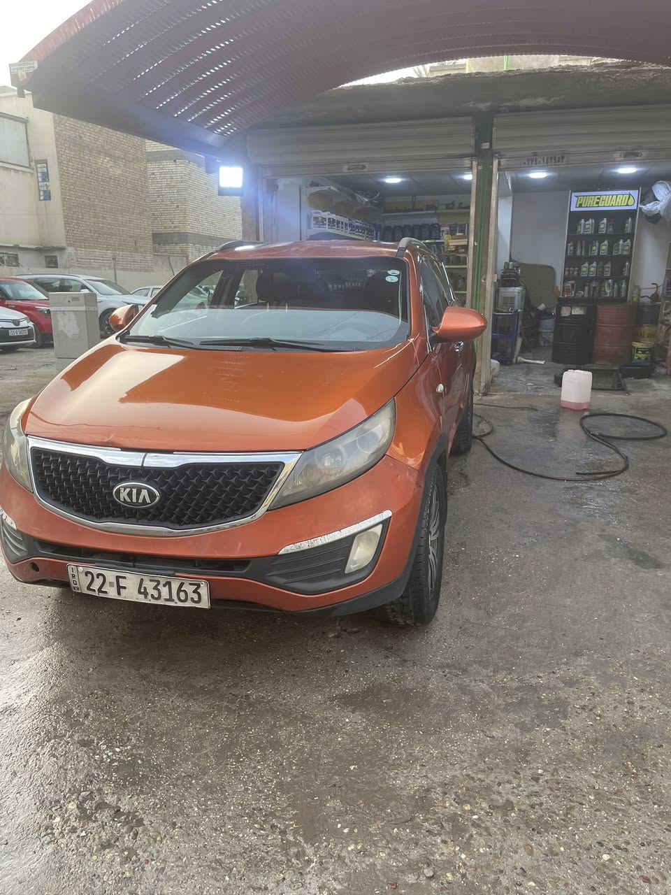 سلام عليكم مرخصة الادمن 
سياره للبيع 

سبورتج خليجي 2011 رقم اربيل الجديد باسمي السنويه تحويل ثاني يوم 
 مابيهه اي ضربه ولا حادث 
فقط صبغ جزء بسيط ب باب السايق الربع الاسفل بعرض اربع اصابع او واضح بدون ضربه فقط رش  
وهاهيه كلشي مابيهه فقط تكحيل باماكن صغيره وشخط بسيط 
مكينه كير تبريد خير من الله 
تخم تاير جديد 
حداديه جديده 
وسياره تخبل جاهزه ميكانيك كهربائيات 
السعر المطلوب 115 $ 

الشراي يتصل مكاني بغداد 
***********

مفتوح الخط او واتساب
