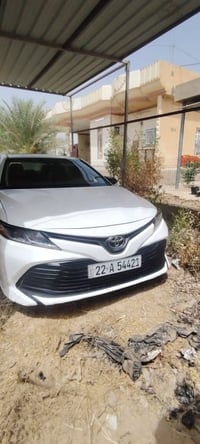 كامري ٢٠١٩ خليجي رقم أربيل مصبوقه عام  مكلوبه سعر ١٣٠ وبيها مجال قليل ...