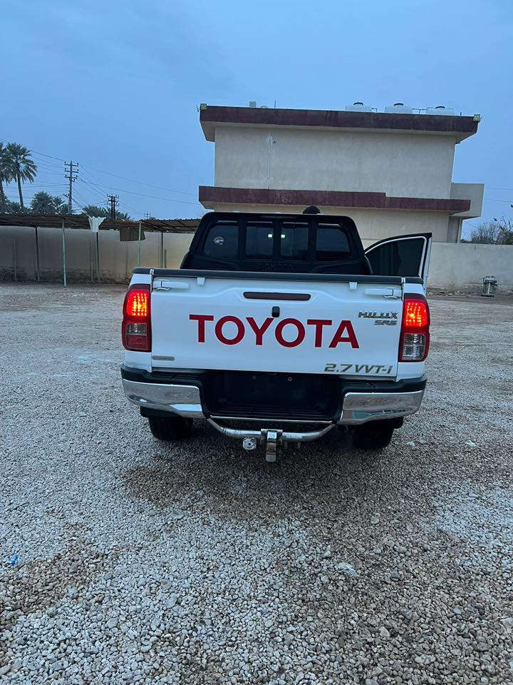 السلام عليكم 
بيكم فور ويل ساز سعودي
رقم بغداد الماني
السياره كفاله من كلشي 
خير من الله اي شي مابيه نقص
تحويل ثاني يوم
موديل 17
ماشيه 130 الف حقيقي 
مكاني بابل مشروع المسيب
***********
